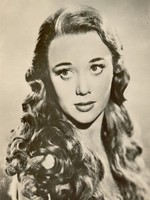 Глинис Джонс / Glynis Johns